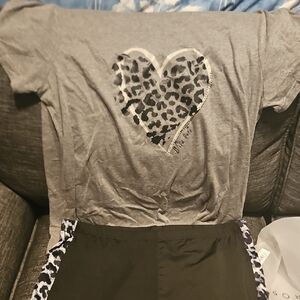 Gray Leopard Heart Kids T-Shirt